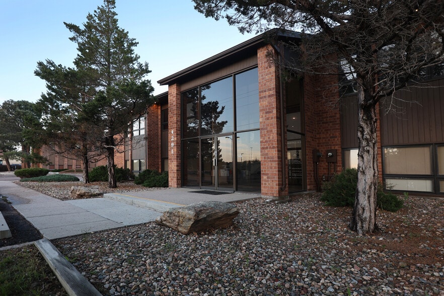 More Photos Of 4291 Austin Bluffs Pky, Colorado Springs Office For Lease