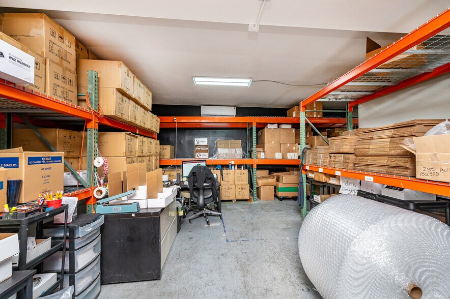 More Photos Of 7025 NW 7th Ave, Miami Research And Development For Sale