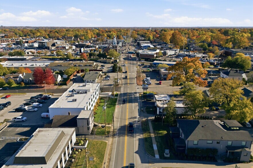 More Photos Of 125 Chenoweth Ln, Louisville Office Residential For Lease