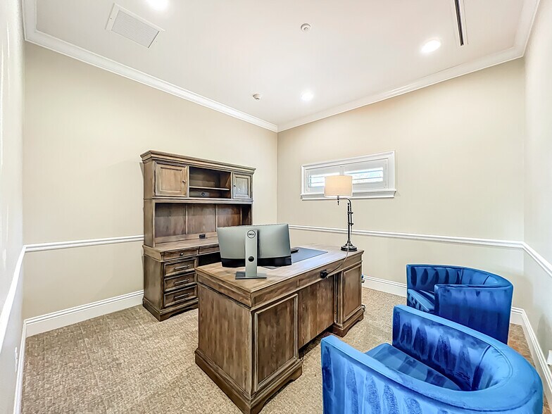 More Photos Of 4850 Holopaw Rd, Saint Cloud Office For Sale
