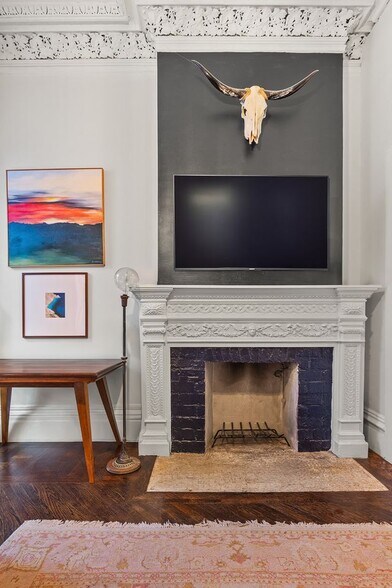 More Photos Of 7 W 16th St, New York Apartments For Sale