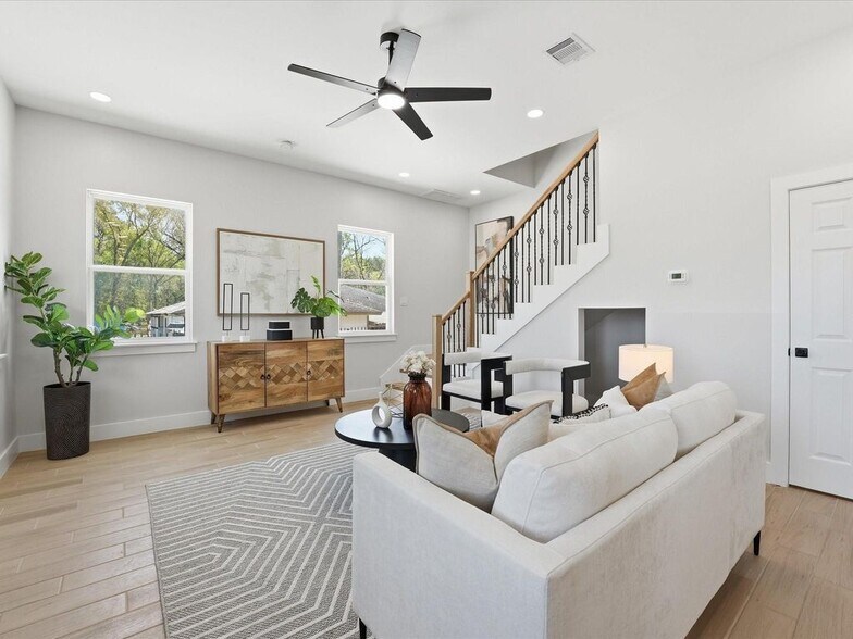 More Photos Of 2306 Langley rd, Houston Multifamily For Sale
