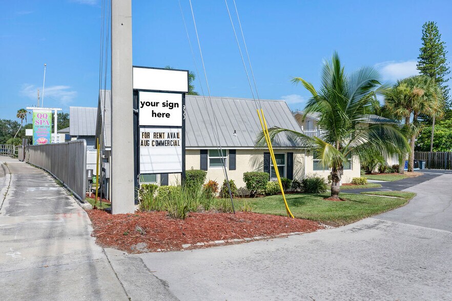 More Photos Of 900 SW Martin Downs Blvd, Palm City Freestanding For Lease