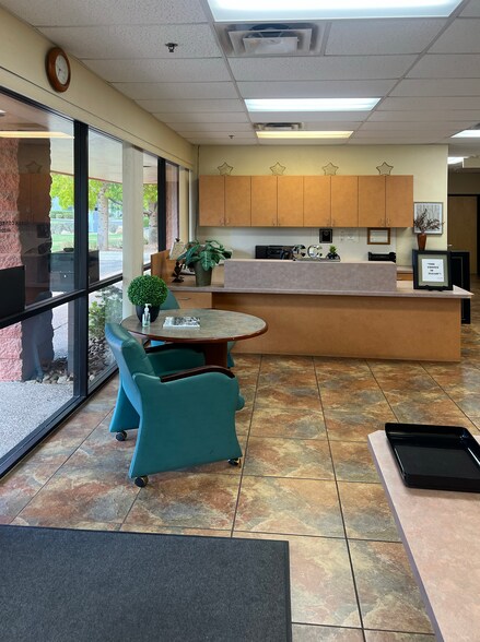 More Photos Of 3838 E Grove St, Phoenix Warehouse For Sale