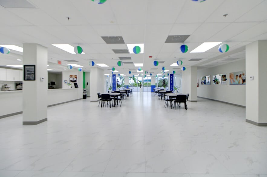 More Photos Of 304 N Krome Ave, Homestead Medical For Lease