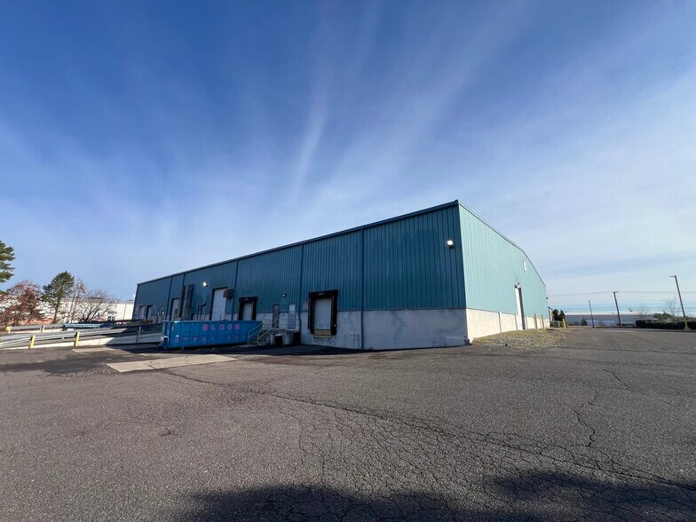 Primary Photo Of 202 W Parkway Dr, Egg Harbor Township Warehouse For Lease