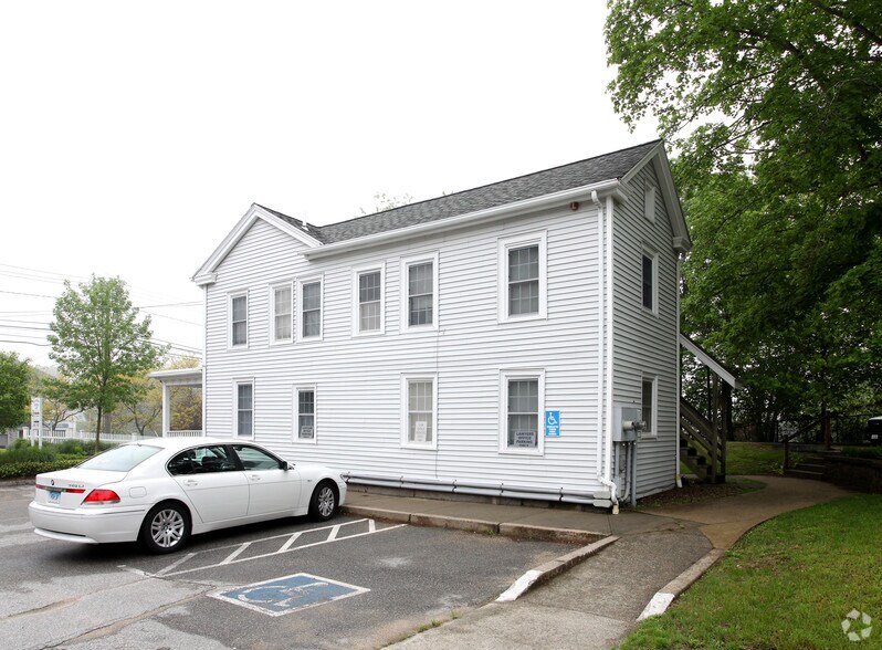 More Photos Of 4 Fort Hill Rd, Groton Office For Sale