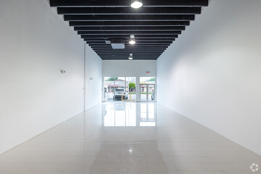 More Photos Of 1833-1847 NW 20th St, Miami Storefront Retail Office For Lease