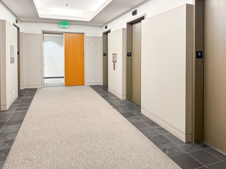 More Photos Of 1901 Harrison St, Oakland Coworking Space