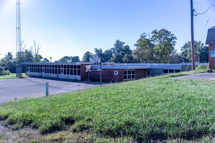 More Photos Of 3500 W National Rd, Springfield Schools For Sale