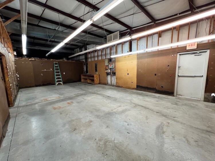 More Photos Of 1309 Old Cherry Point Rd, New Bern Light Manufacturing For Sale