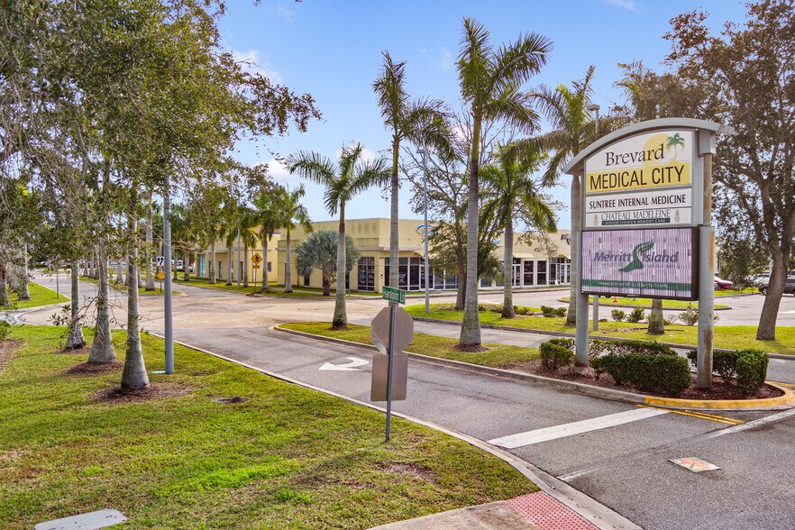 More Photos Of 6545 N Wickham Rd, Melbourne Medical For Sale