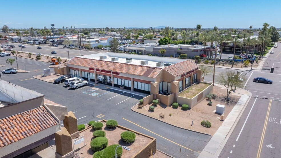 More Photos Of 7730-7794 E McDowell Rd, Scottsdale Unknown For Lease