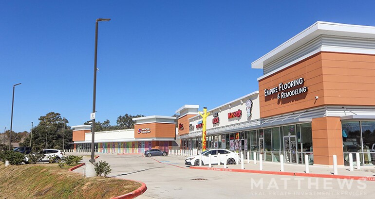 More Photos Of 6224 Spring Cypress Rd, Spring General Retail For Lease