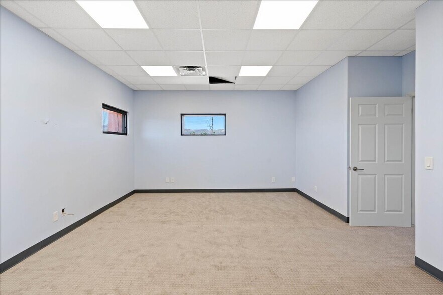 More Photos Of 7530 E Nonchalant Ave, Carefree Medical For Sale