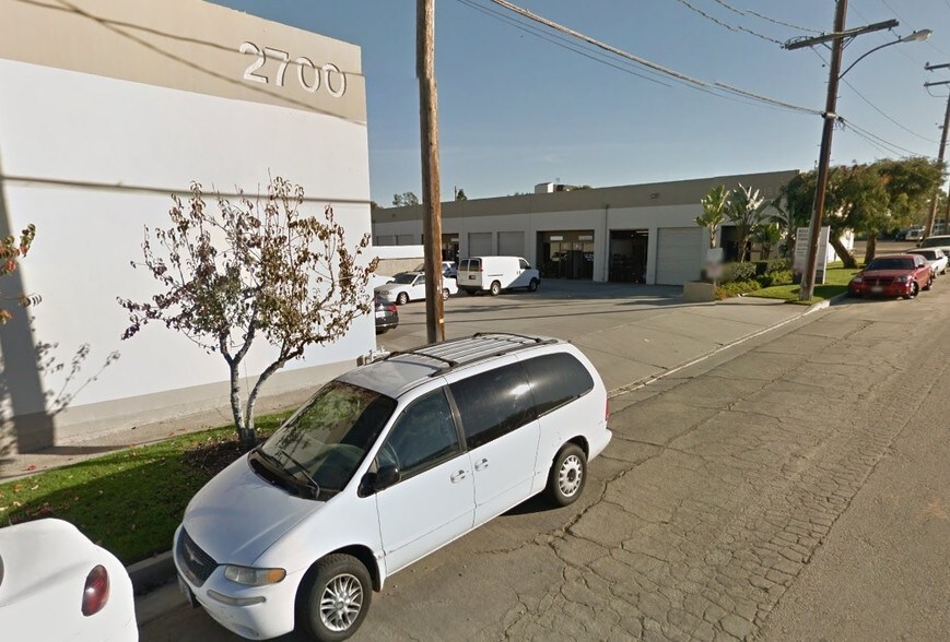 More Photos Of 2700 Rose Ave, Signal Hill Warehouse For Lease