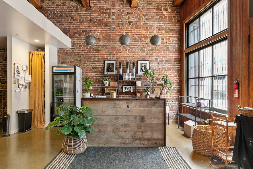 More Photos Of 13 S 13th St, Richmond Office Residential For Sale