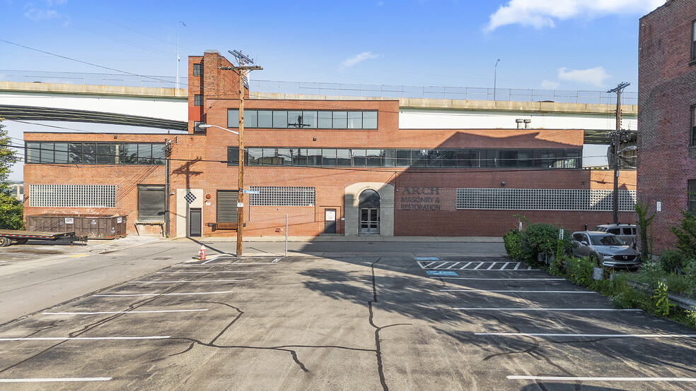 Primary Photo Of 500 Dargan St, Pittsburgh Manufacturing For Lease