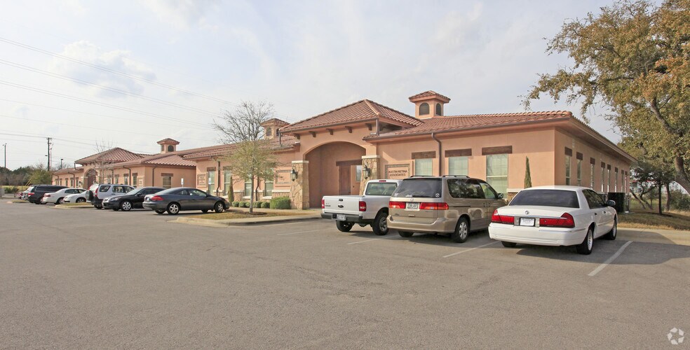 More Photos Of 171 Deep Wood Dr, Round Rock Medical For Lease