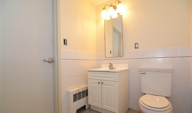 More Photos Of 41-02 Queens Blvd, Sunnyside Apartments For Lease