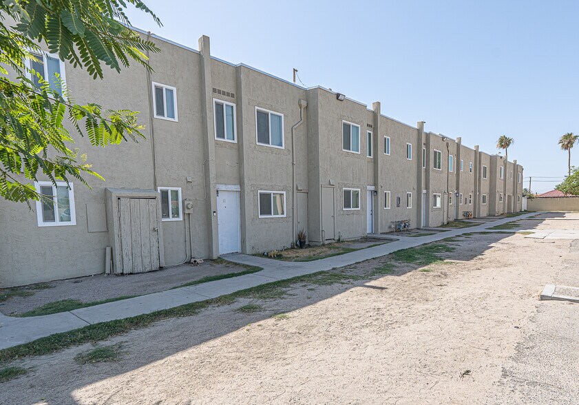 More Photos Of 82451 John Nobles Ave, Indio Apartments For Sale