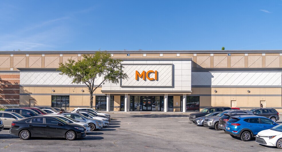 More Photos Of 14045 Abercorn St, Savannah General Retail For Sale