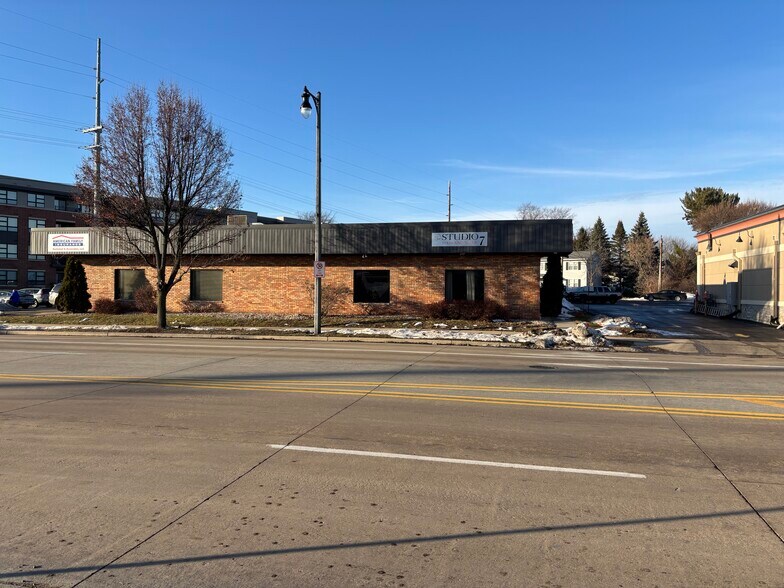 More Photos Of 730 W Main St, Sun Prairie Unknown For Lease