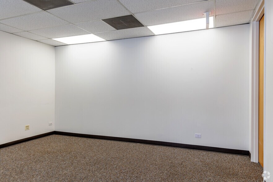 More Photos Of 8853-8859 Fox Dr, Thornton Coworking Space