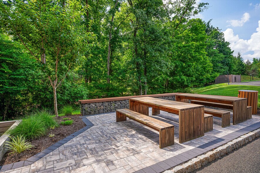 More Photos Of 120 Mountainview Blvd, Basking Ridge Office For Lease