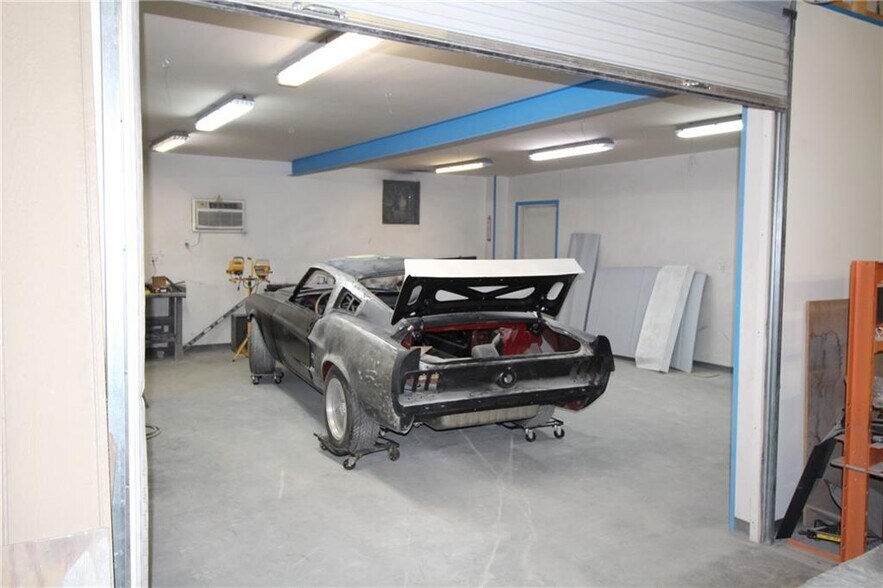 More Photos Of 13612 Stillwell Rd, Bonner Springs Auto Salvage Facility For Sale