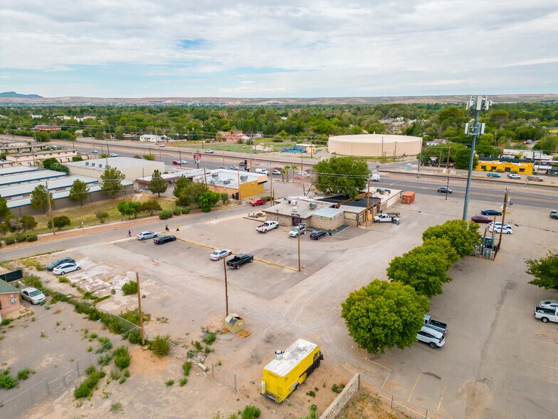 More Photos Of 5200 Doniphan Dr, El Paso Bar For Sale