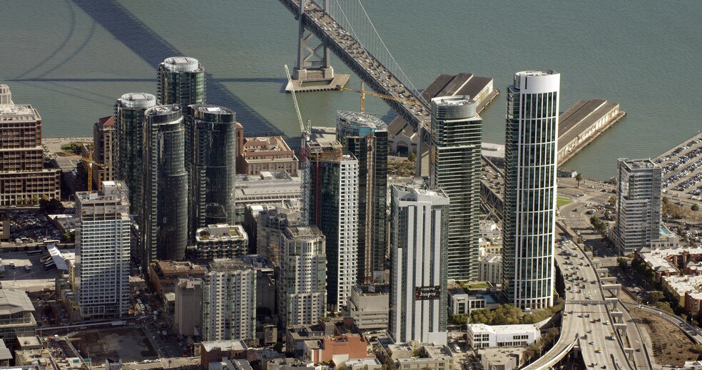 More Photos Of 399 Fremont St, San Francisco Apartments For Lease