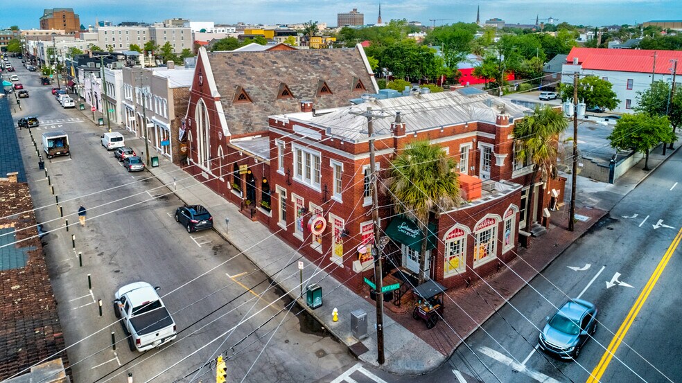 More Photos Of 32 N Market St, Charleston Storefront For Sale