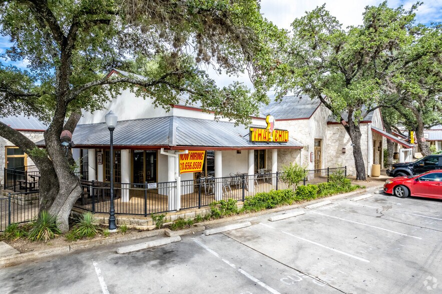 More Photos Of 2950 Thousand Oaks Dr, San Antonio Unknown For Lease