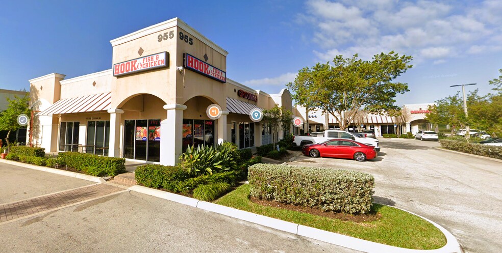 Primary Photo Of 951 Sansburys Way, West Palm Beach Unknown For Lease