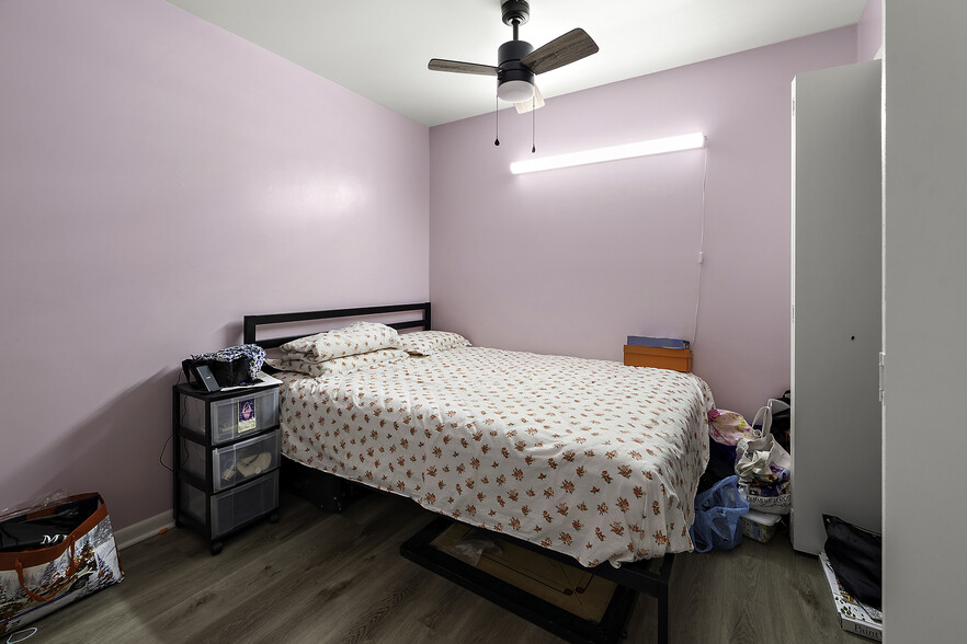 More Photos Of 700 Norris Harbor Dr, Crisfield Hotel For Sale