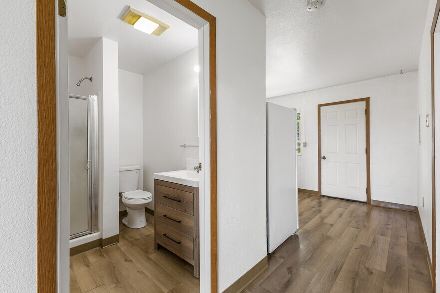 More Photos Of 510 Fig St, Moses Lake Apartments For Sale