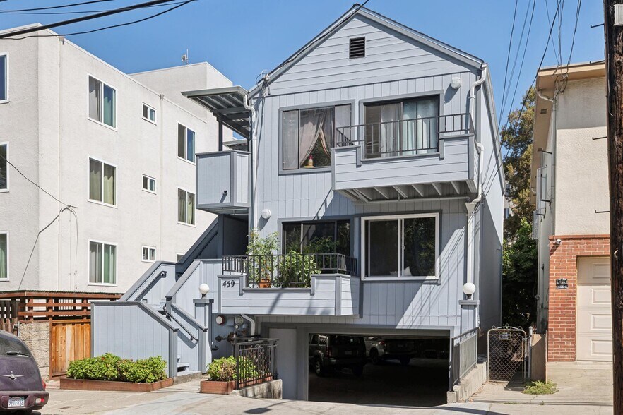 More Photos Of 459 Stow Ave, Oakland Apartments For Sale
