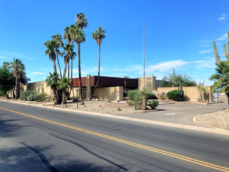 Primary Photo Of 6868 S Plumer Ave, Tucson Flex For Lease