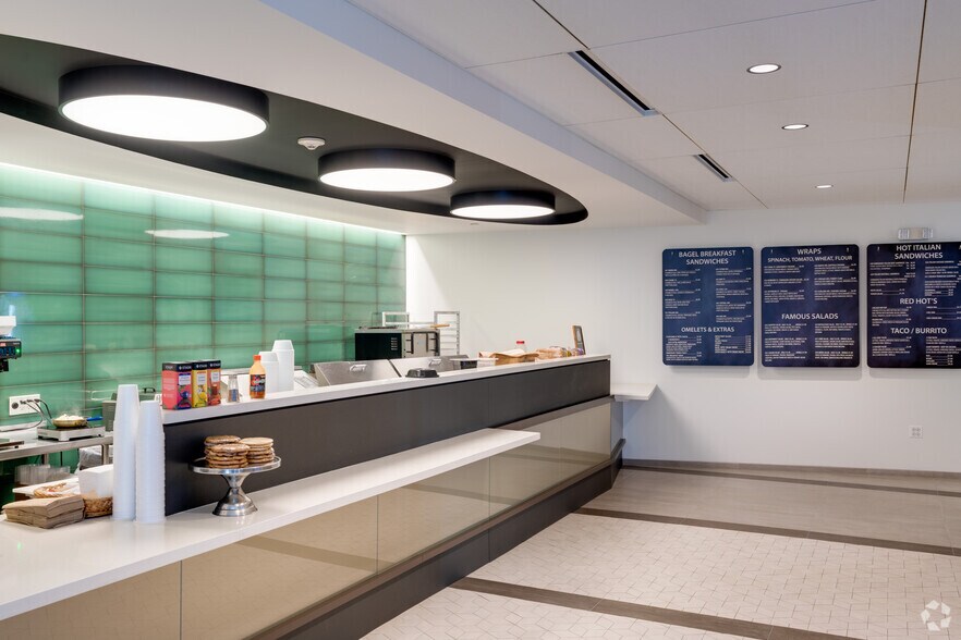 More Photos Of 3010 Highland Pky, Downers Grove Office For Lease
