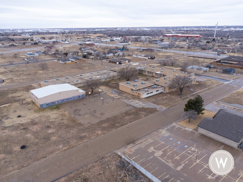 More Photos Of 1801 E 14th St, Lubbock Religious Facility For Sale