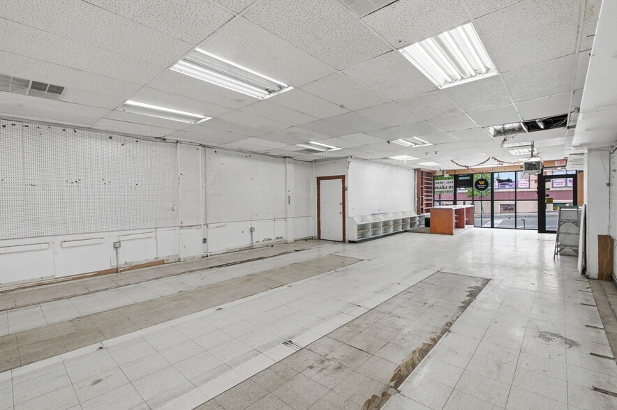 More Photos Of 7 New Main St, Haverstraw Storefront Retail Residential For Sale