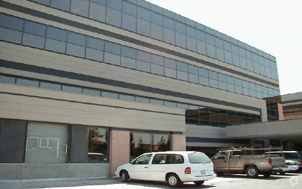 More Photos Of 3941 J St, Sacramento Medical For Sale