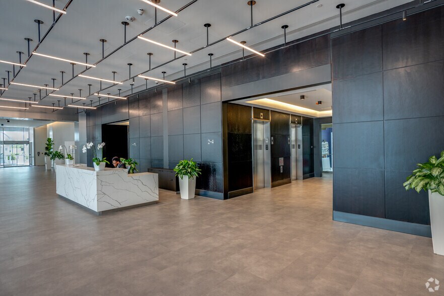 More Photos Of 777 Brickell Ave, Miami Coworking Space