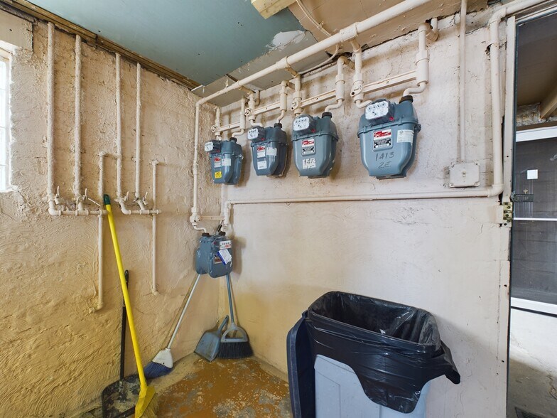 More Photos Of 1405-1413 N Central Ave, Chicago Apartments For Sale