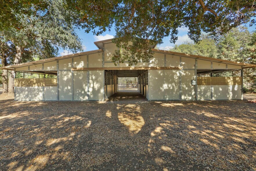 More Photos Of 24521 N McIntire Rd, Clements Land For Sale