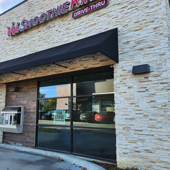 More Photos Of 1517 W Hebron Pkwy, Carrollton General Retail For Sale