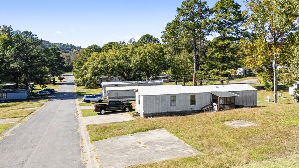 More Photos Of 2926 Una St, Birmingham Manufactured Housing Mobile Home Park For Sale