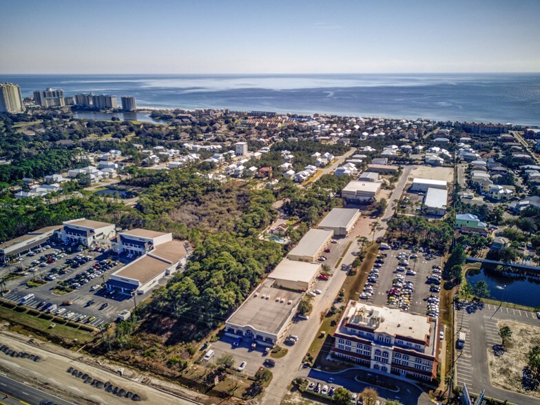 More Photos Of 101 Business Centre Dr, Miramar Beach Service For Lease