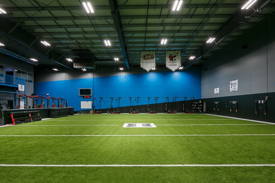 More Photos Of 12101 Sycamore Station Pl, Louisville Office For Lease